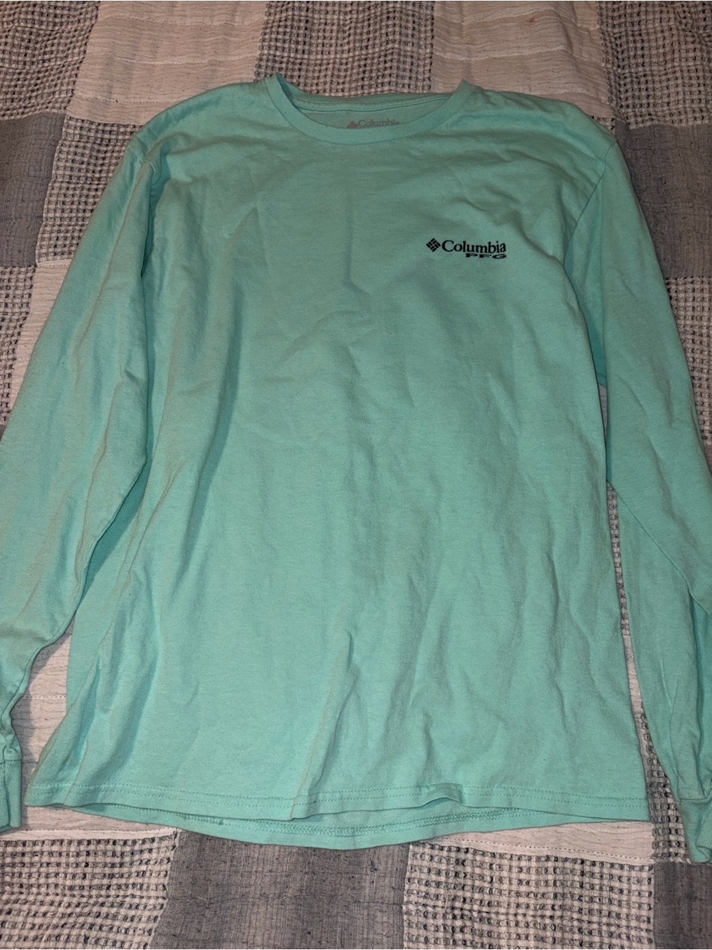 Columbia Men's Long Sleeve Tee in Mint/Aqua